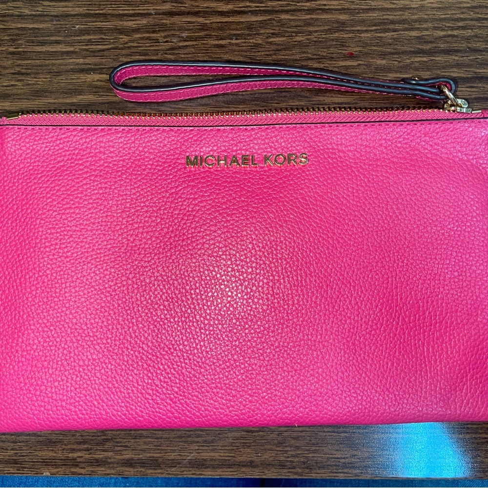 MK wallet clutch fuschia